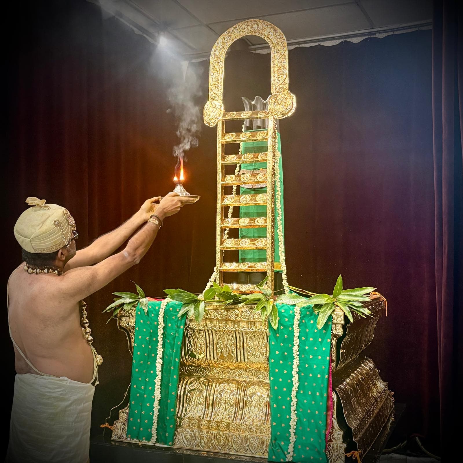 Sri Nithyanandeshwara Paramashiva Linga